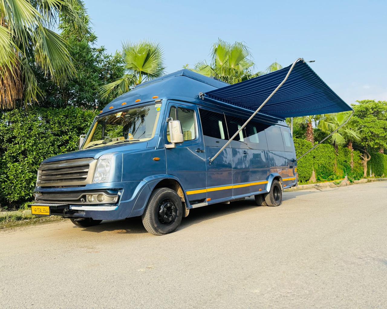 12 Seater